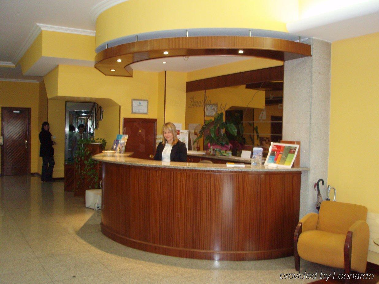 Hotel Vigo Plaza Inreriör bild